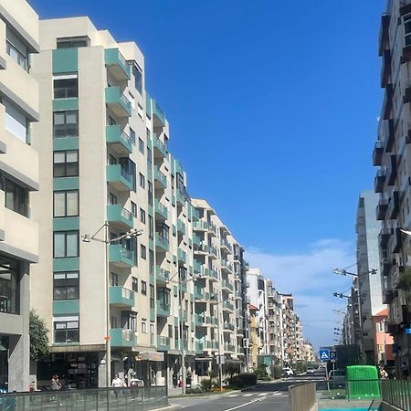 Spacieux Appartement Avec Terrasse Повуа-де-Варзін Екстер'єр фото